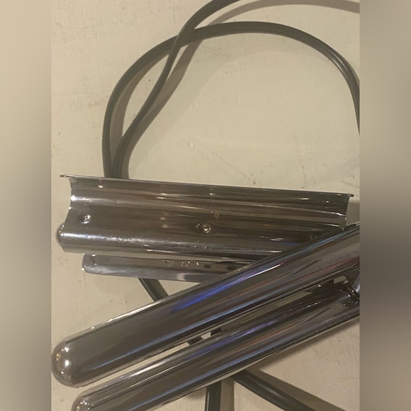 Isinis Dannyco Triple Barrel Hair Waver - Picture 5 of 7